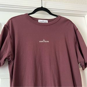 Stone island t-shirt men’s size M in maroon